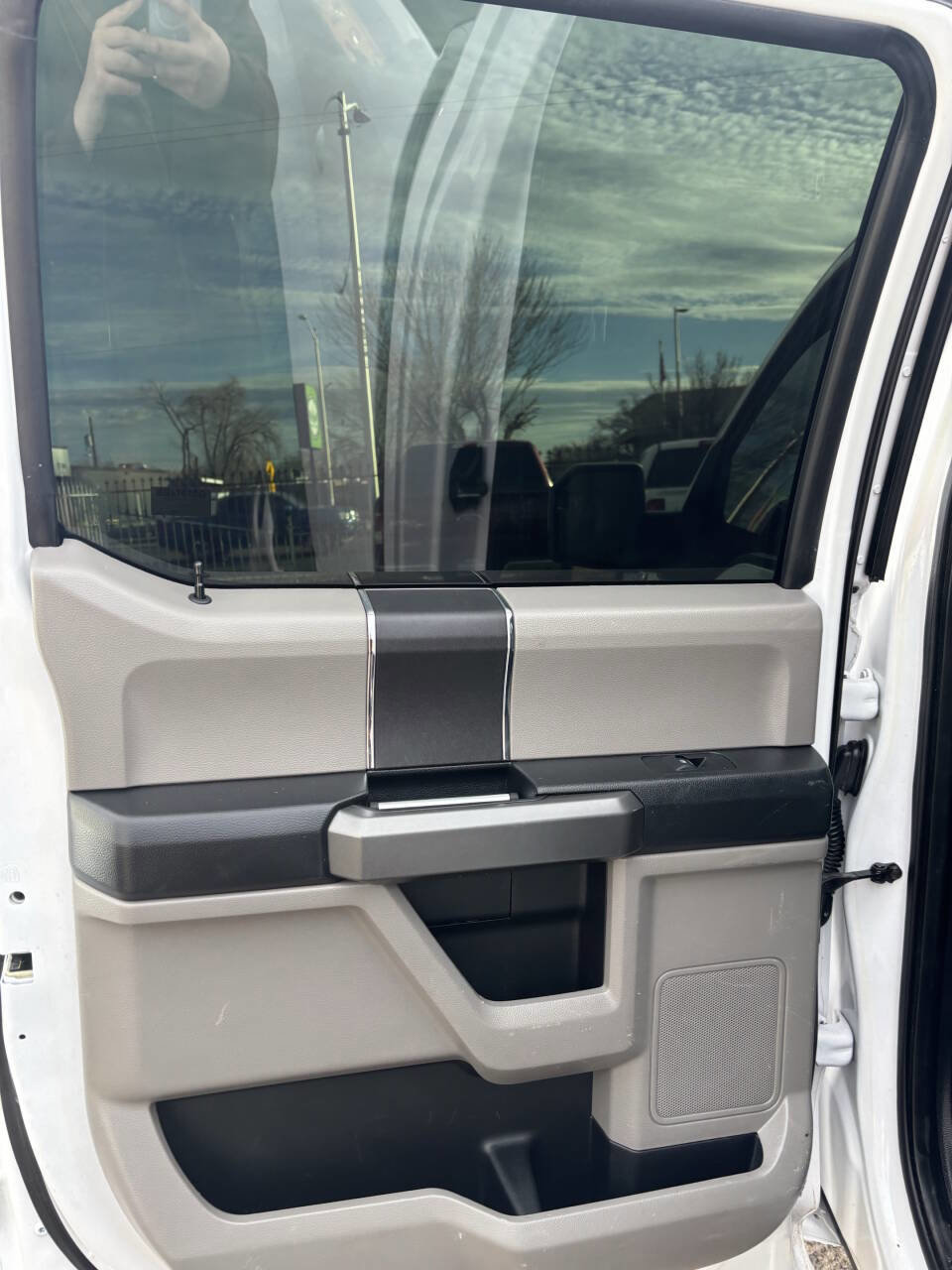 Used 2016 Ford F150 XLT image 17