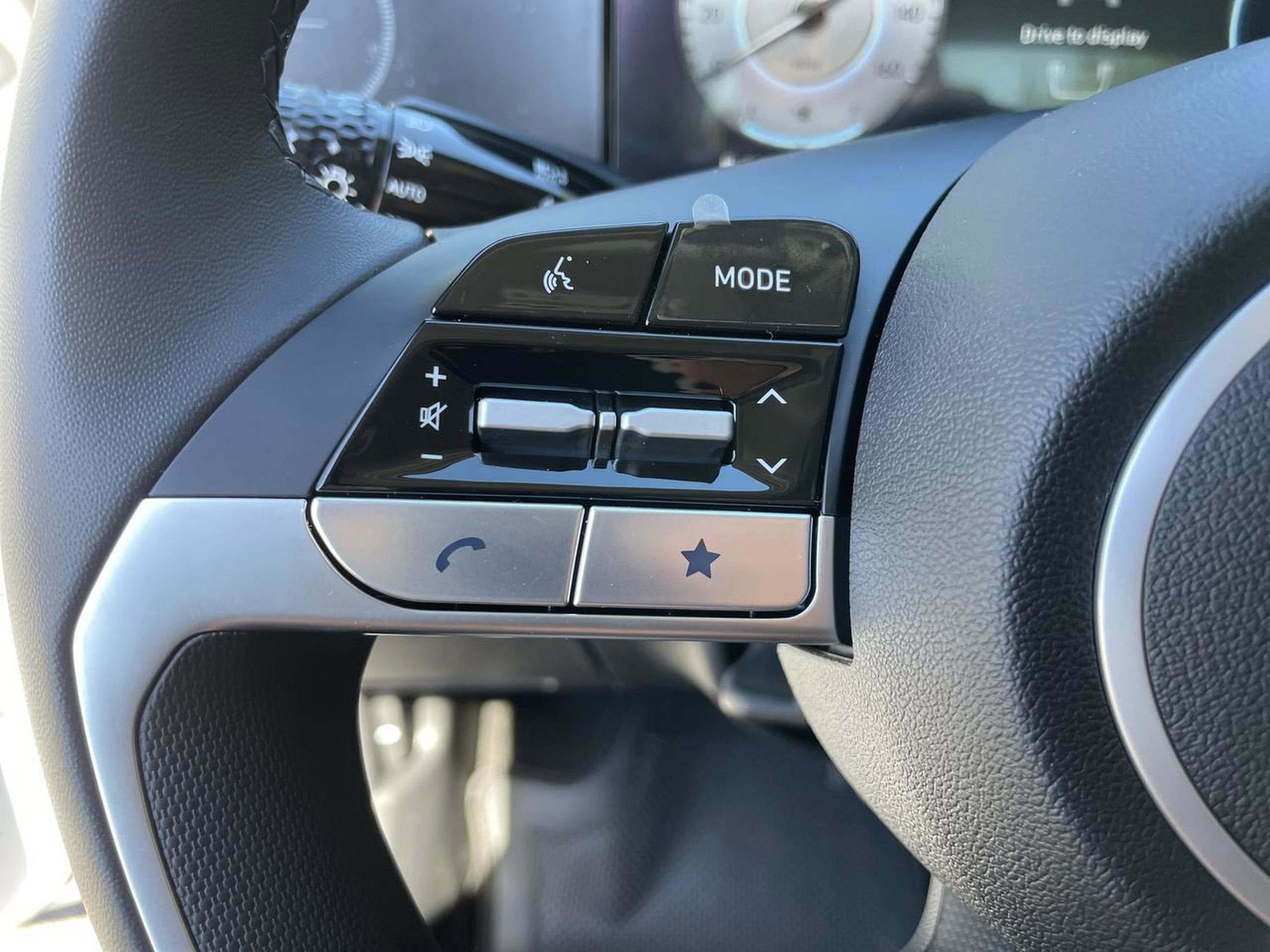 New 2026 Hyundai Elantra Limited image 11