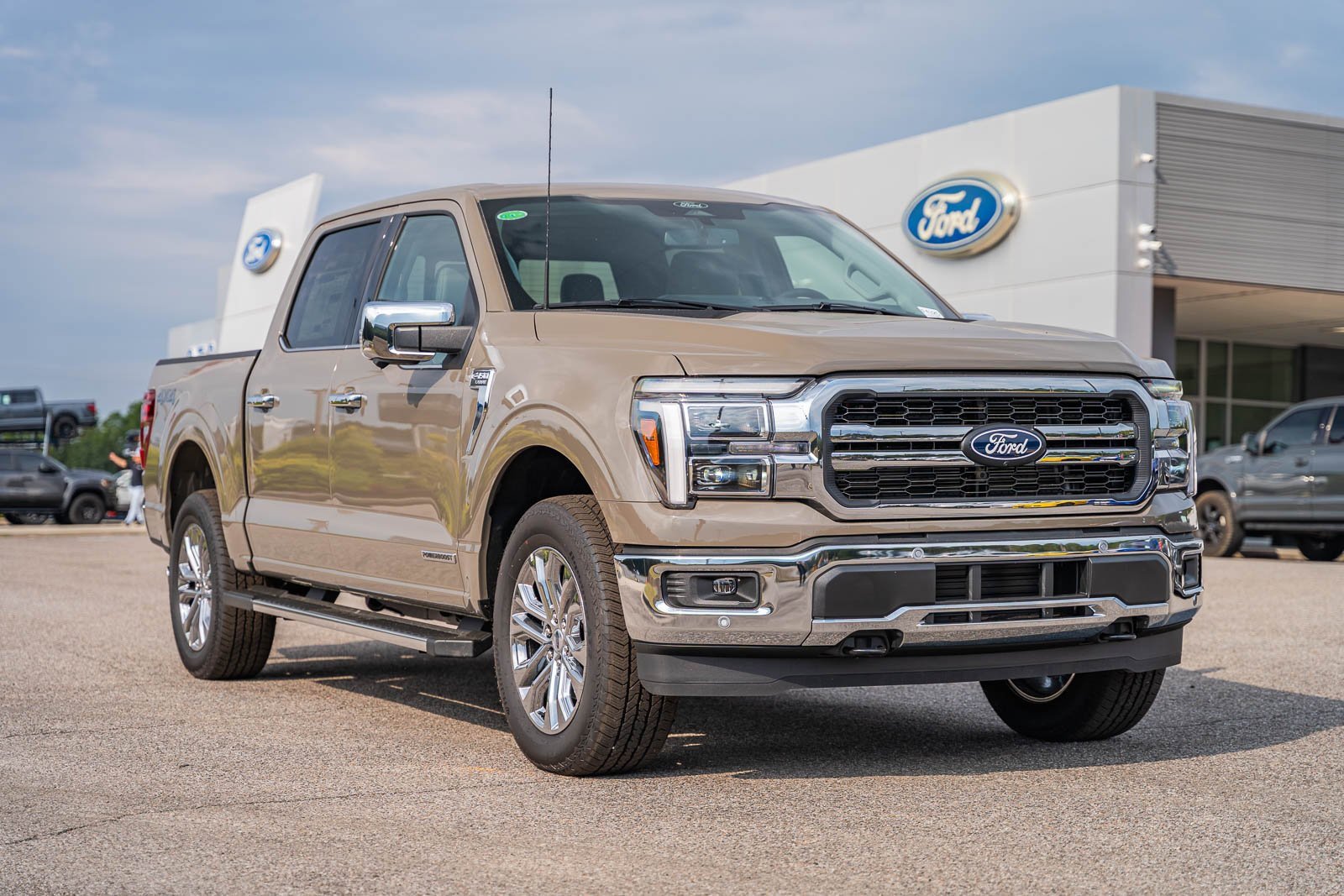 New 2025 Ford F150 Lariat w/ Equipment Group 502A High image 1