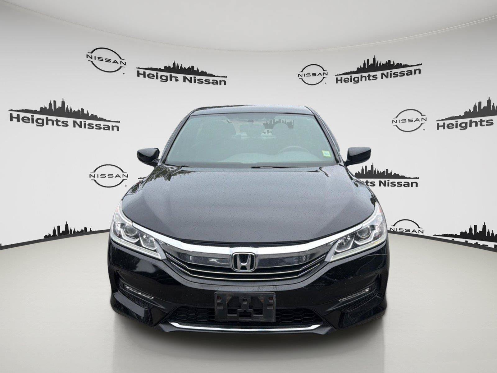 Used 2017 Honda Accord Sport image 8