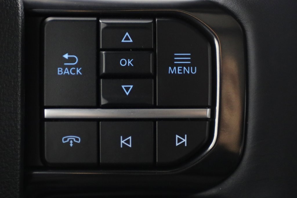 Used 2025 Ford F450 Platinum w/ FX4 Off-Road Package image 20