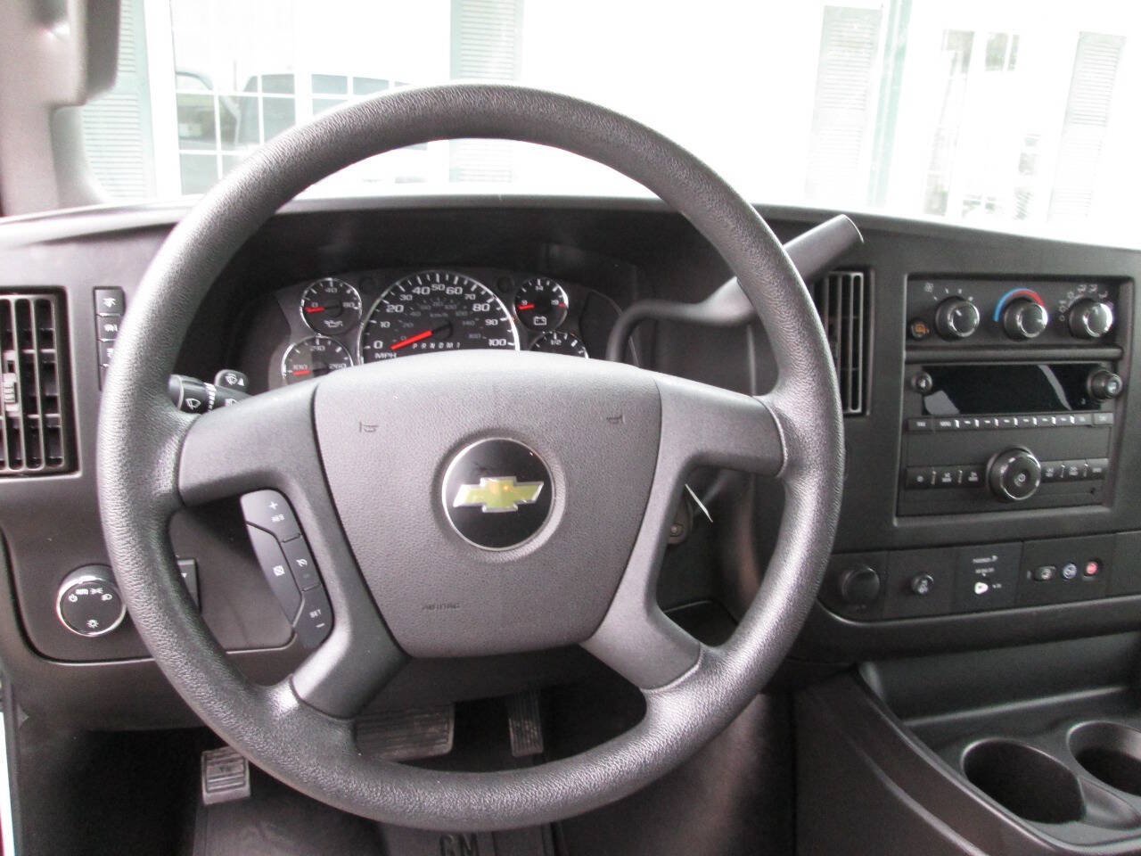 Used 2018 Chevrolet Express 3500 LT w/ LT Preferred Equipment Group RWD image 12