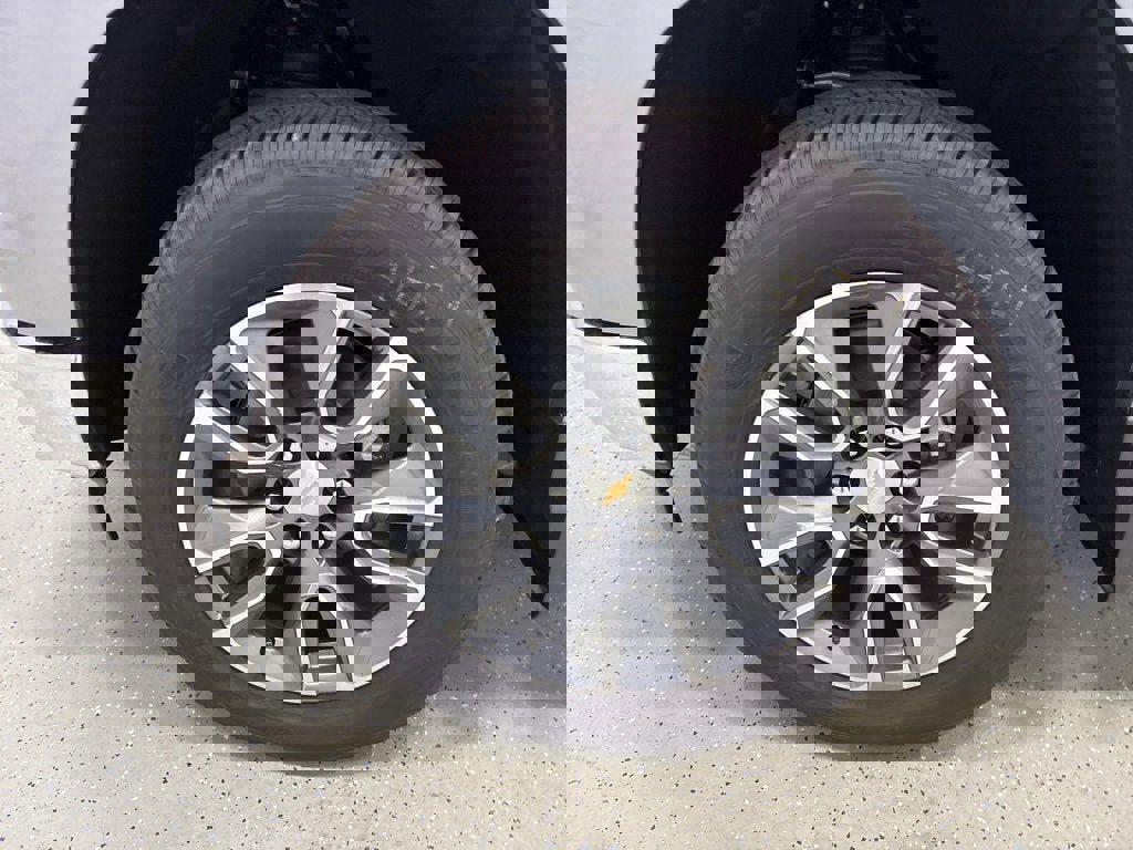 New 2026 Chevrolet Silverado 1500 LT image 9