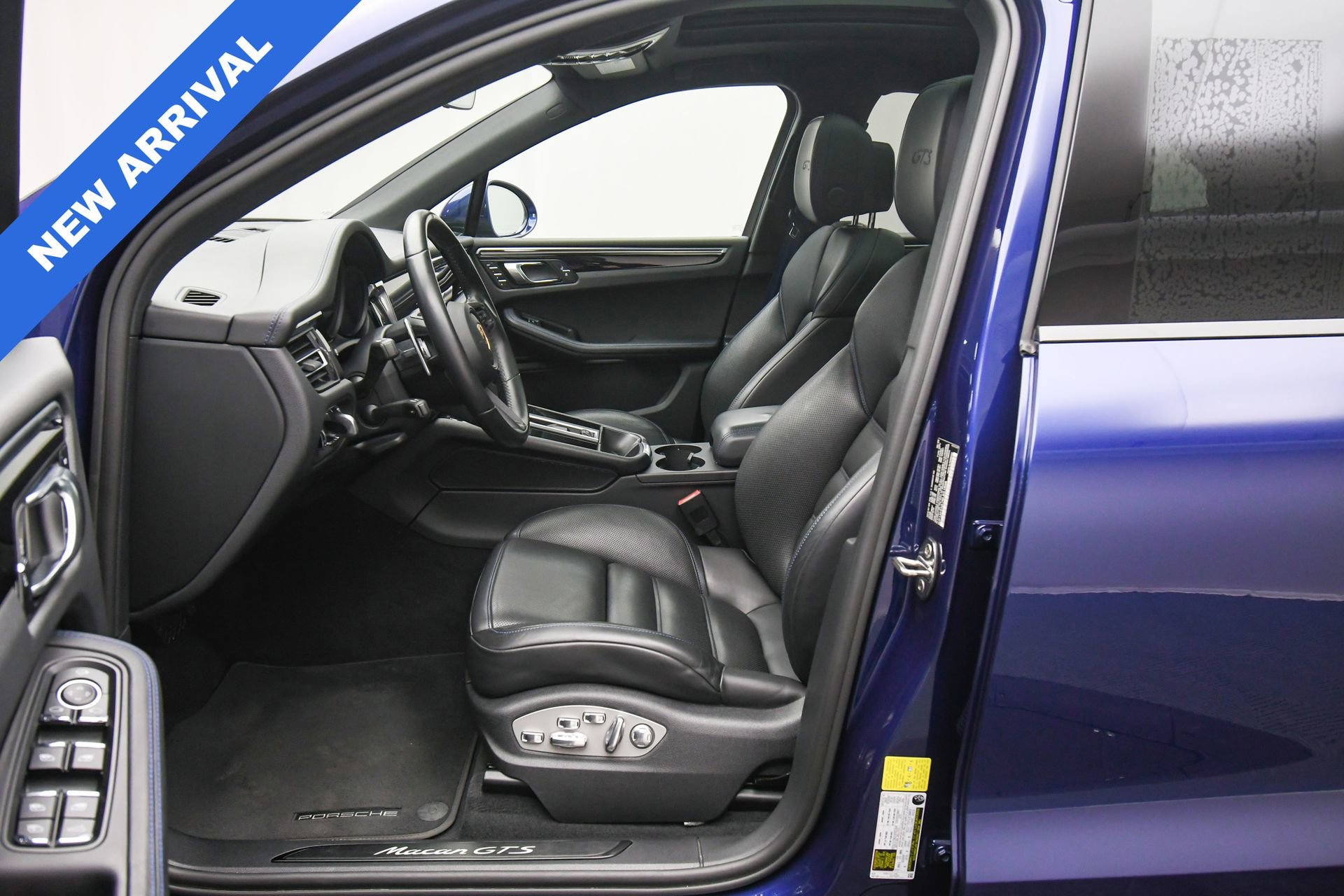 Used 2022 Porsche Macan GTS image 19