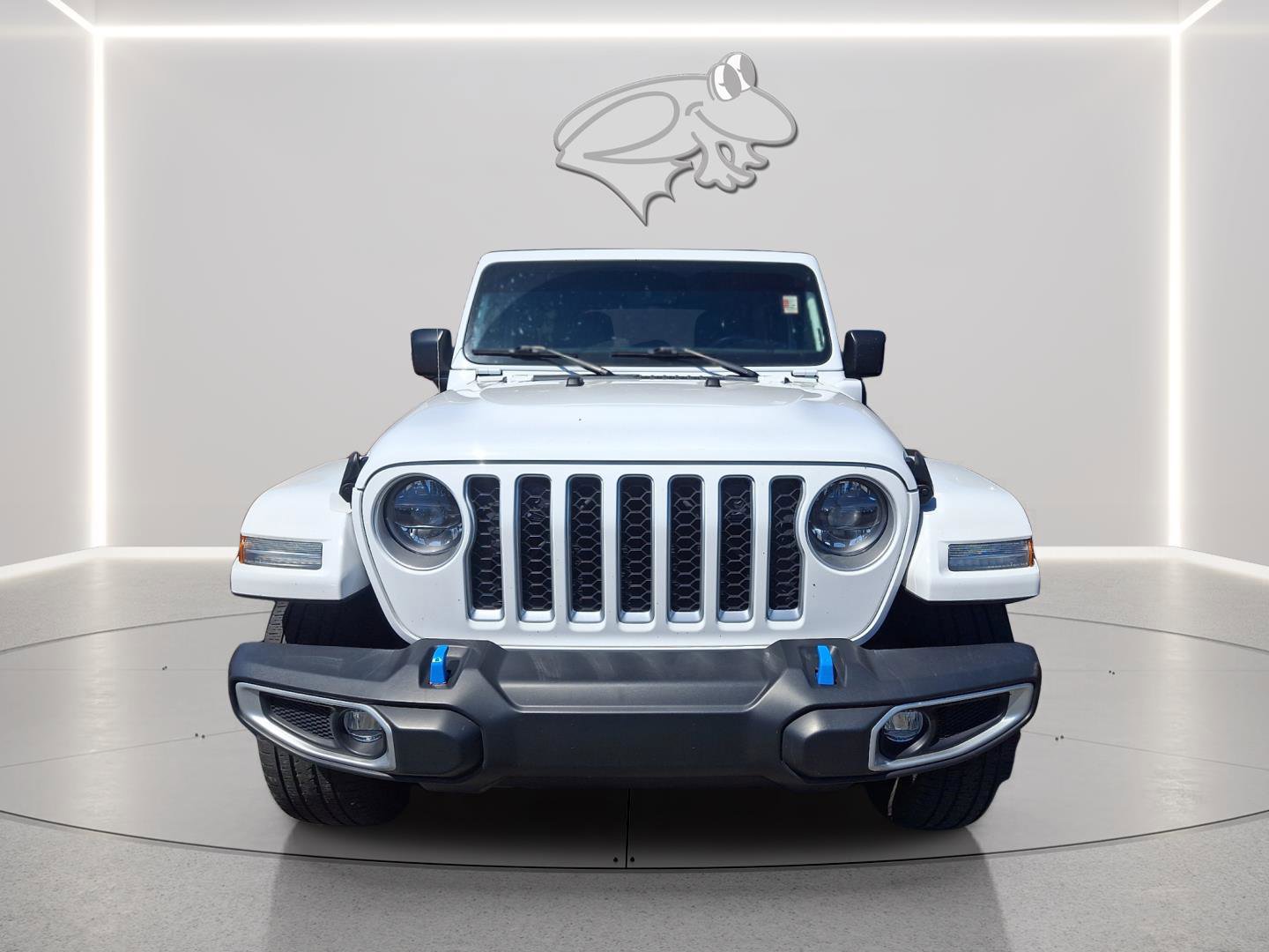 Used 2023 Jeep Wrangler Unlimited Sahara w/ Cold Weather Group AWD/4WD image 11