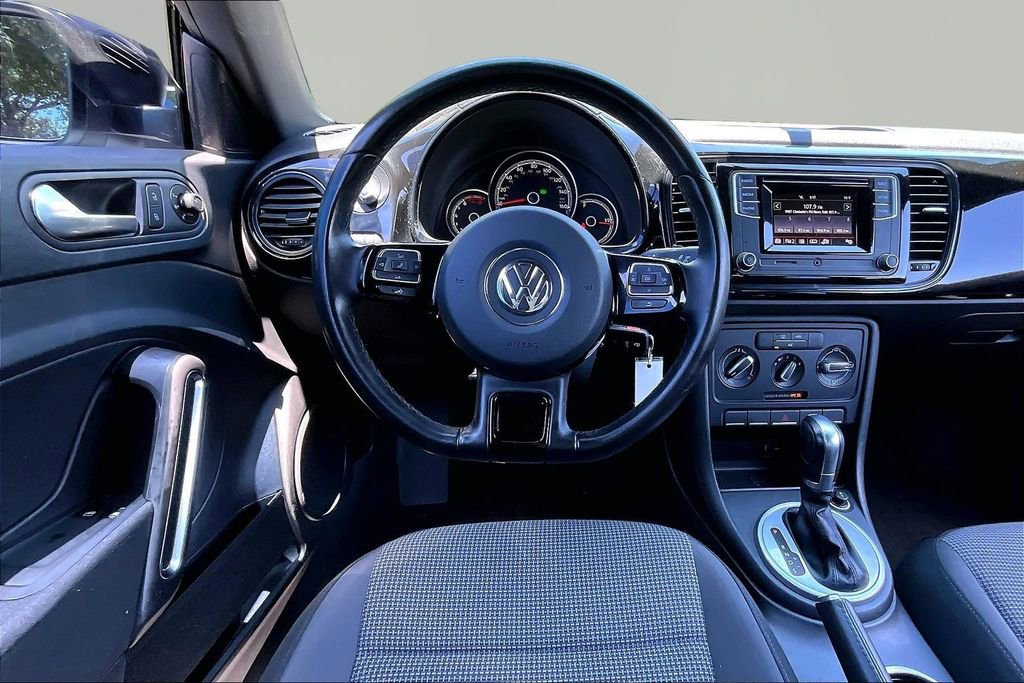 Used 2018 Volkswagen Beetle 2.0T S FWD image 8