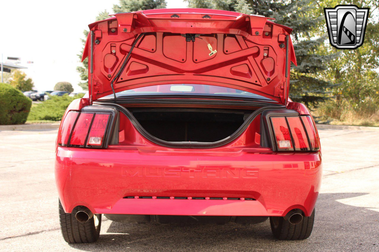 Used 2001 Ford Mustang GT image 26
