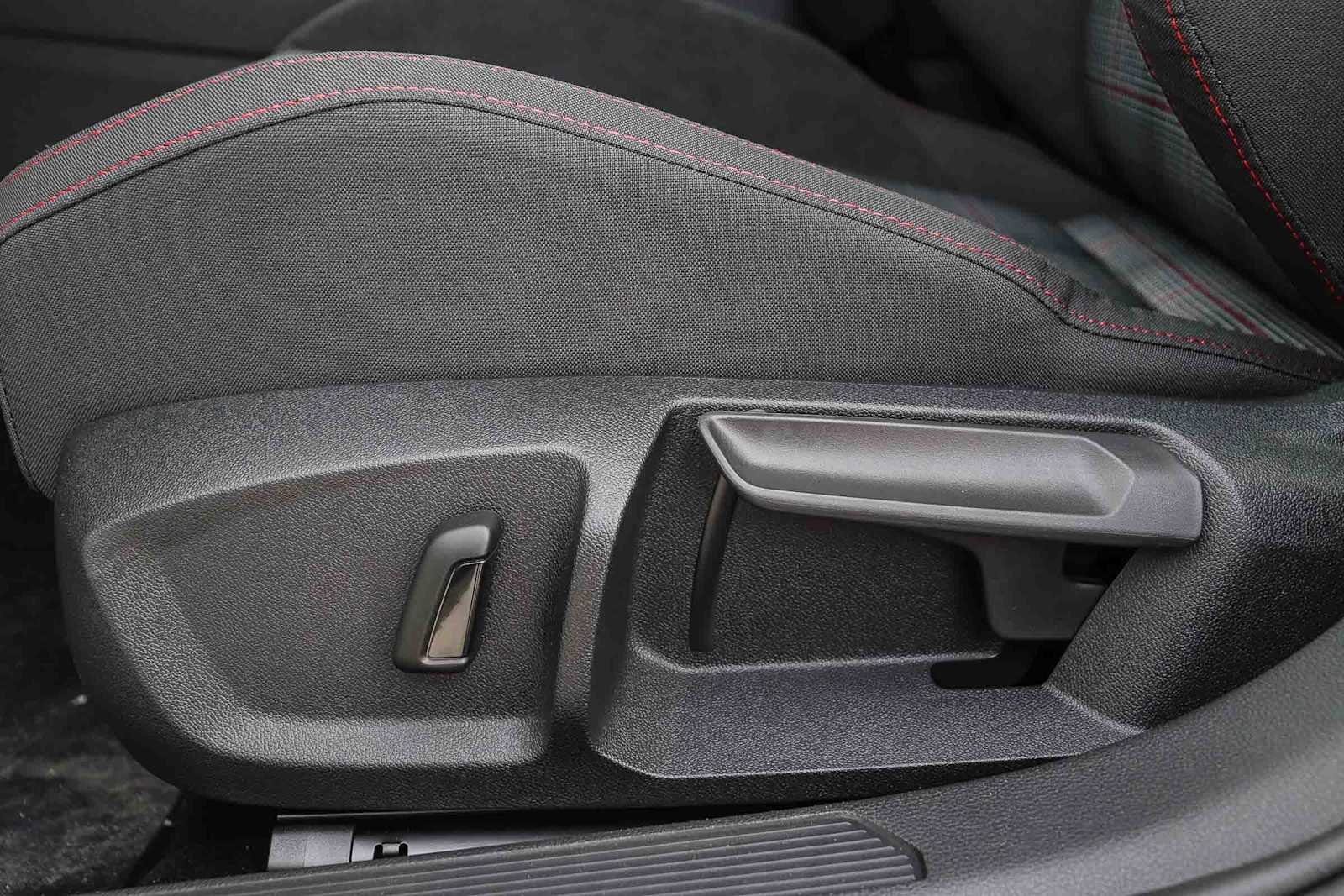 New 2026 Volkswagen GTI S image 21