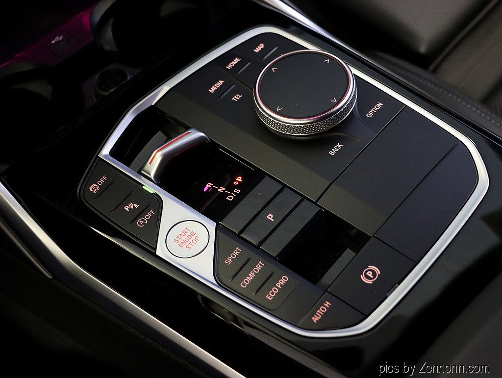 Certified 2023 BMW 330i xDrive Sedan w/ Convenience Package image 22