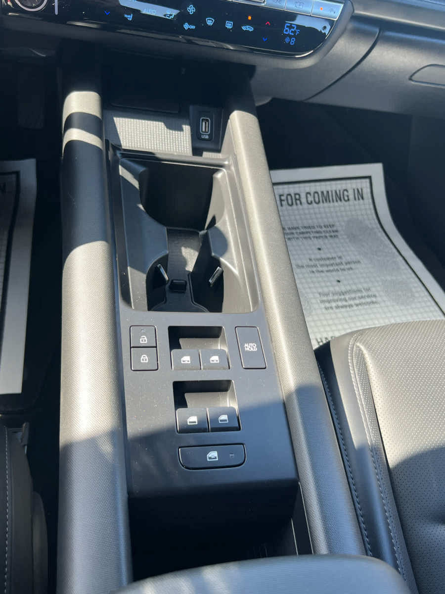 Used 2025 Hyundai Ioniq 6 SEL RWD image 22