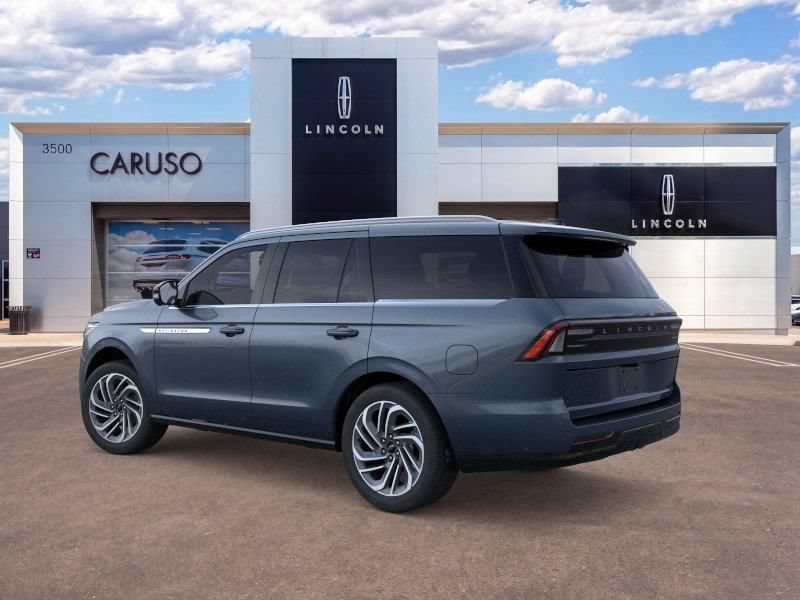 New 2026 Lincoln Navigator Reserve AWD/4WD image 4