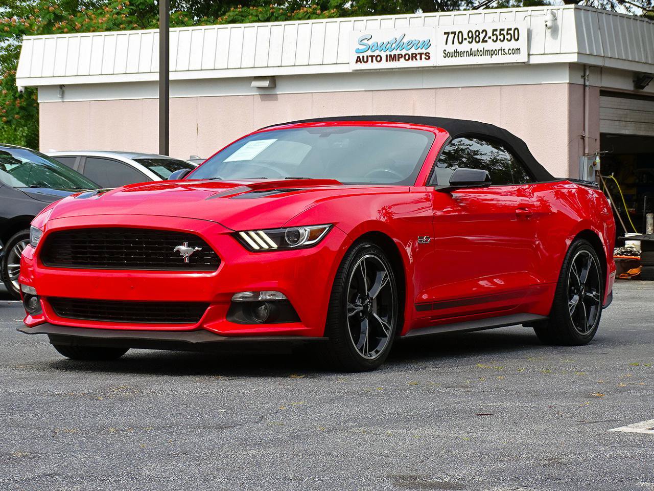 Used 2017 Ford Mustang GT Premium RWD image 8