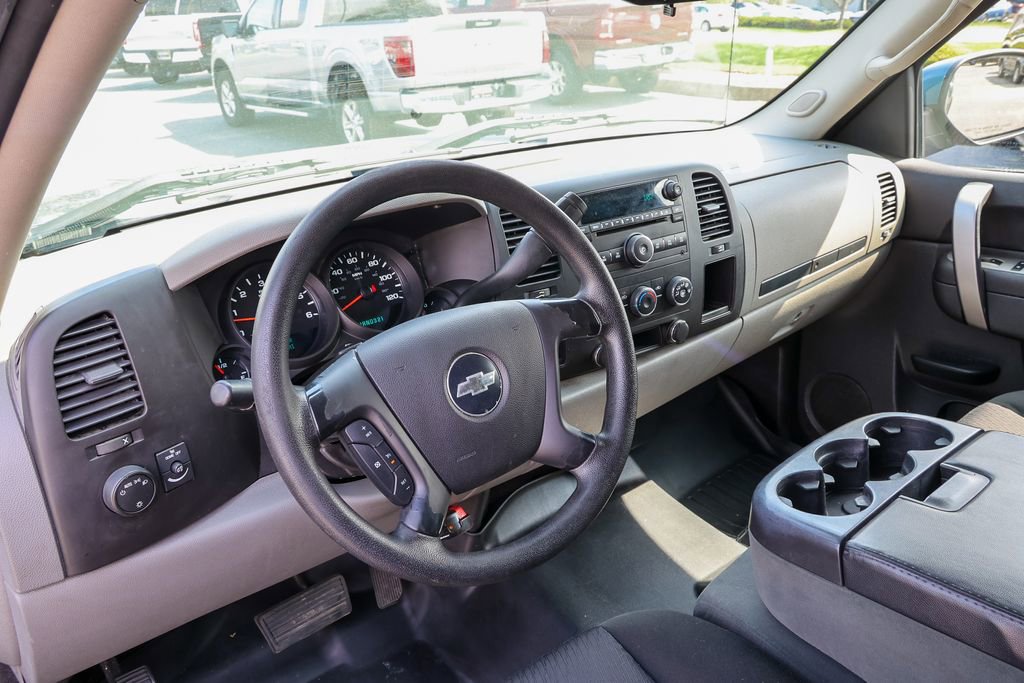 Used 2010 Chevrolet Silverado 1500 LS image 24