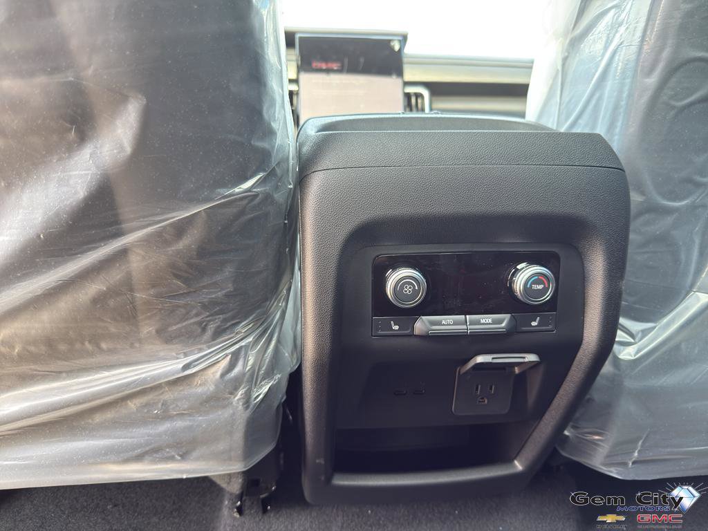 New 2026 GMC Acadia Elevation w/ Super Cruise Package image 14