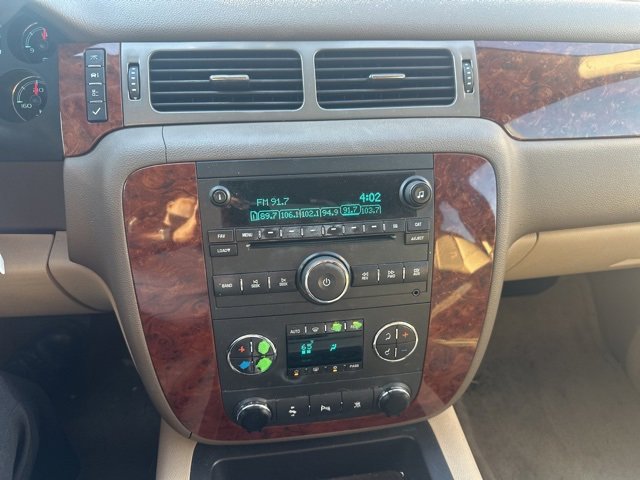 Used 2009 Chevrolet Tahoe LT w/ Luxury Package image 8