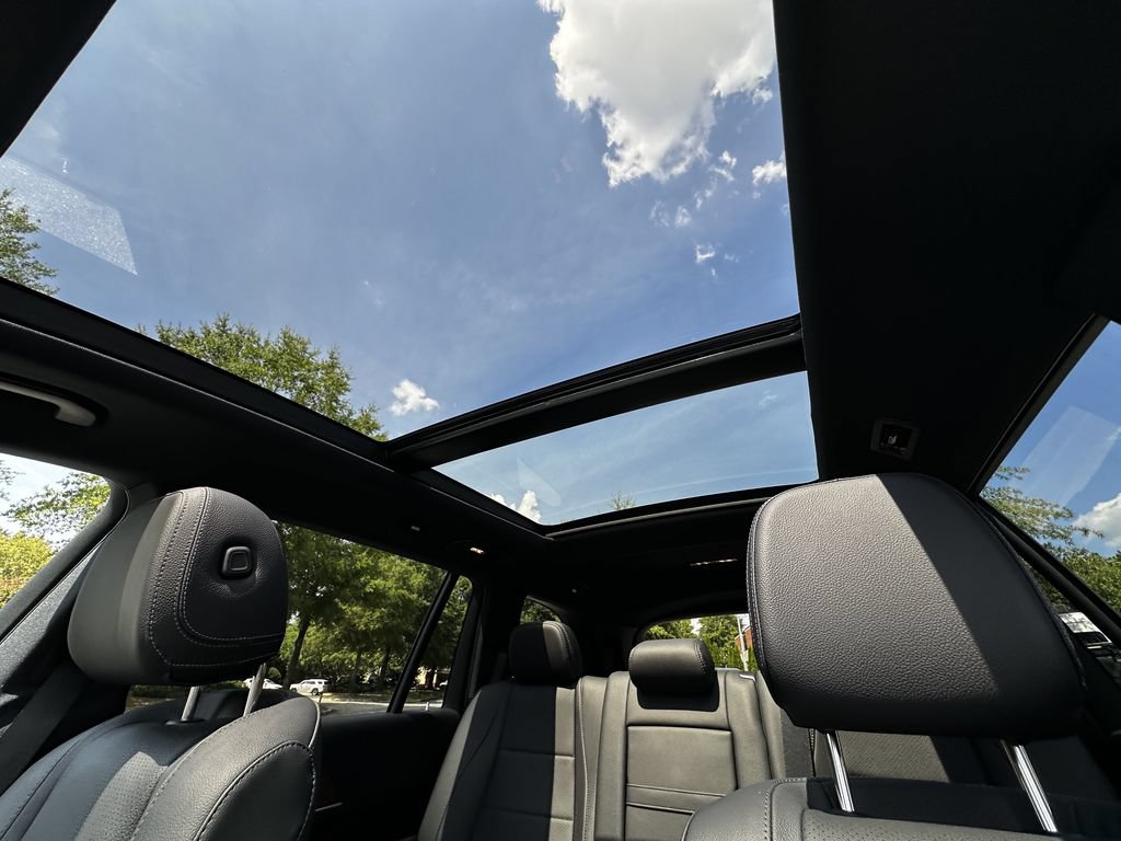 Certified 2025 Mercedes-Benz GLS 450 4MATIC w/ AMG Line Exterior image 35