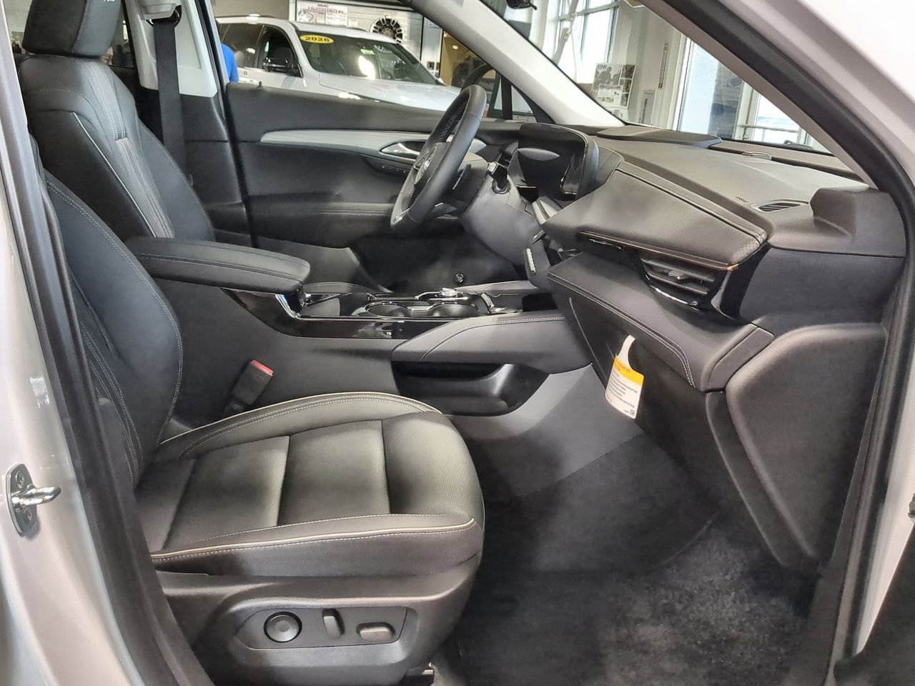 Used 2025 Buick Envision Avenir AWD/4WD image 28