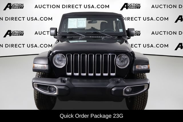 Used 2018 Jeep Wrangler Unlimited Sahara AWD/4WD video 2