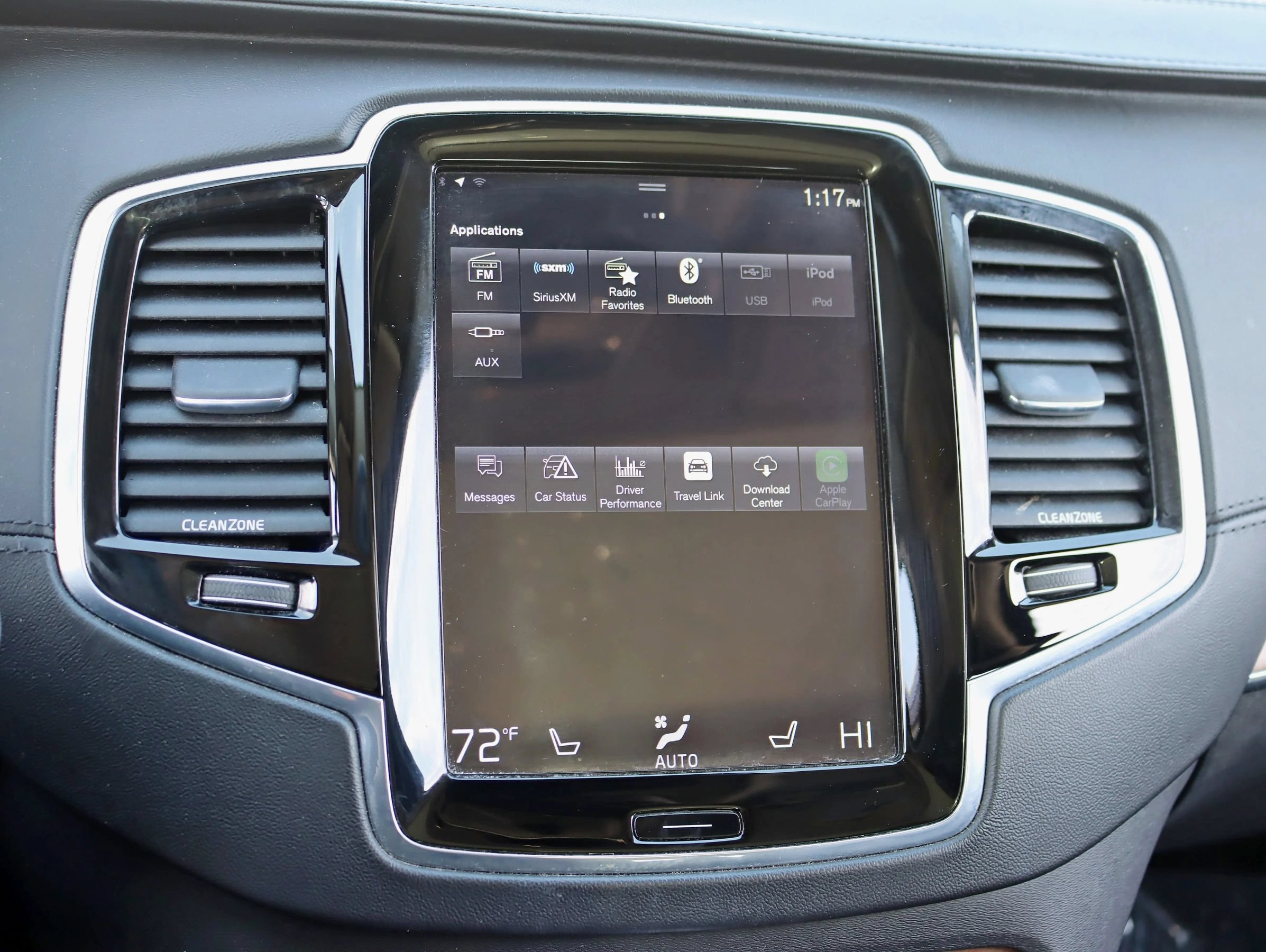 Used 2016 Volvo XC90 T8 Inscription w/ Protection Package Plus AWD/4WD image 24