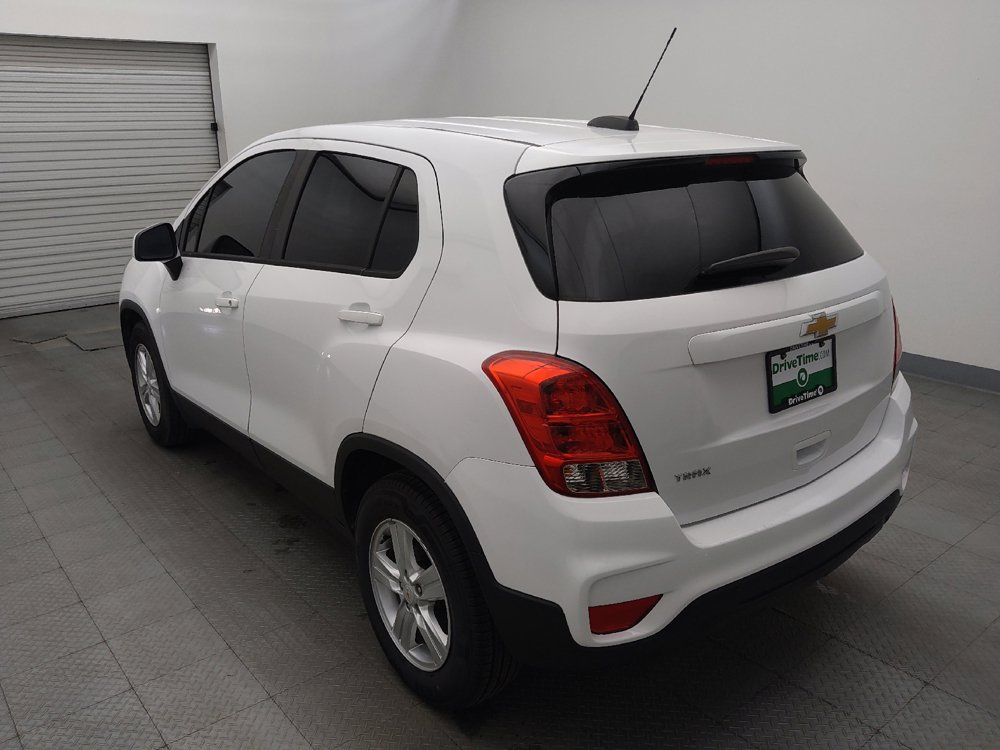 Used 2020 Chevrolet Trax LS w/ Tint and Cruise Package FWD image 5