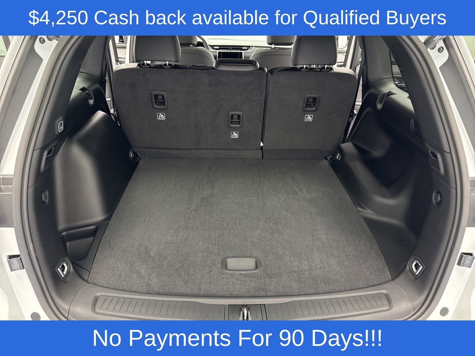 New 2025 Jeep Grand Cherokee Altitude image 42