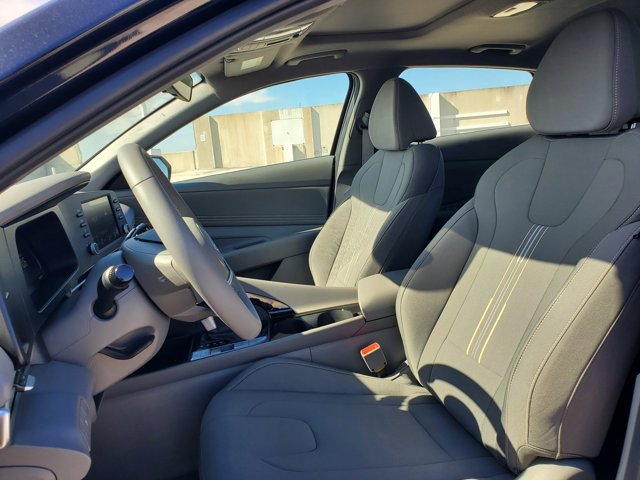 New 2026 Hyundai Elantra SEL Sport Premium FWD image 10