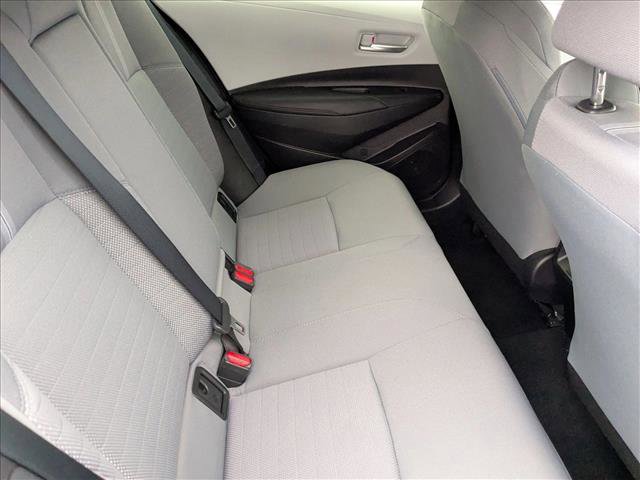 Certified 2025 Toyota Corolla SE image 19