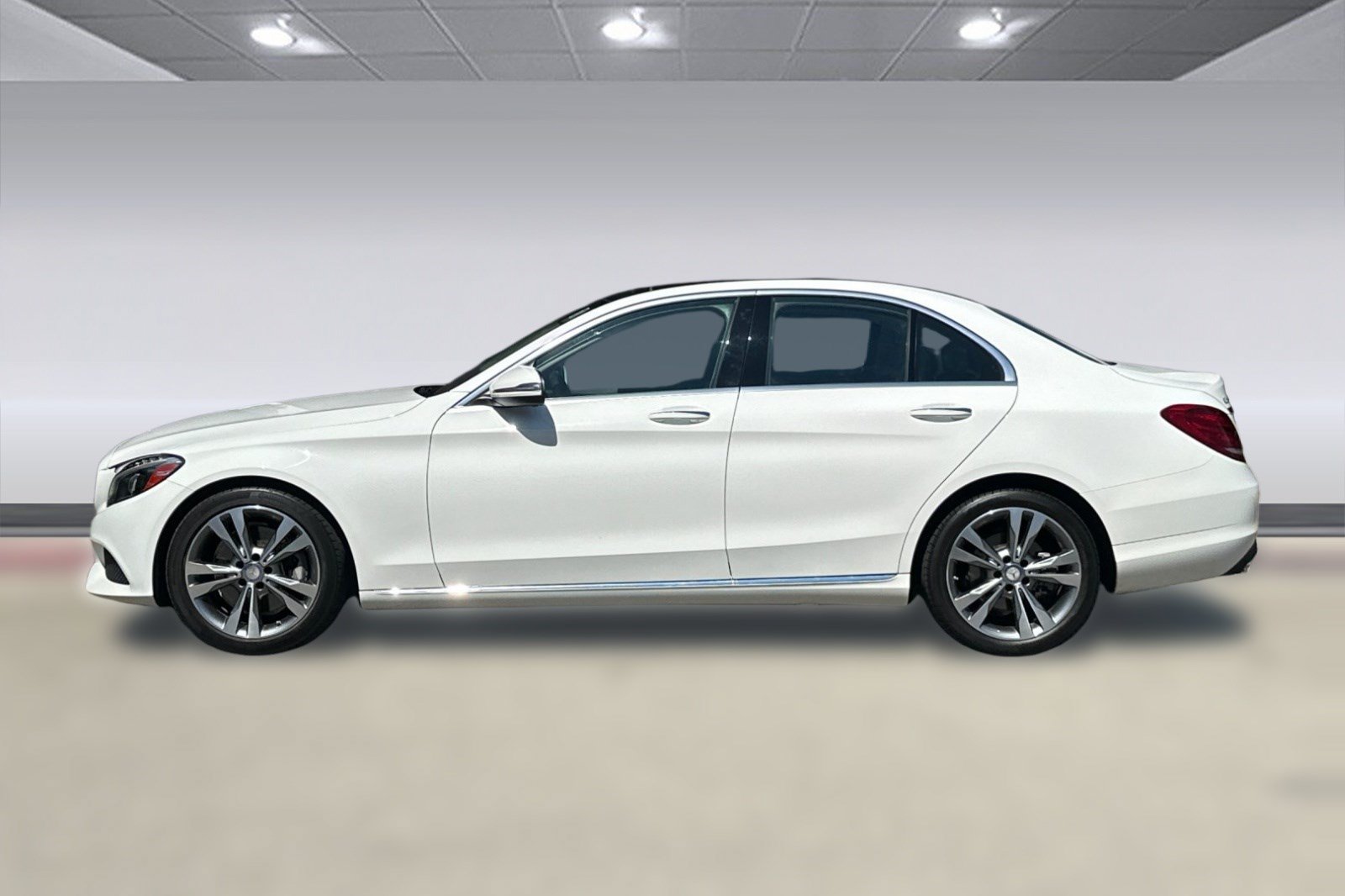Used 2017 Mercedes-Benz C 300 Sedan image 2