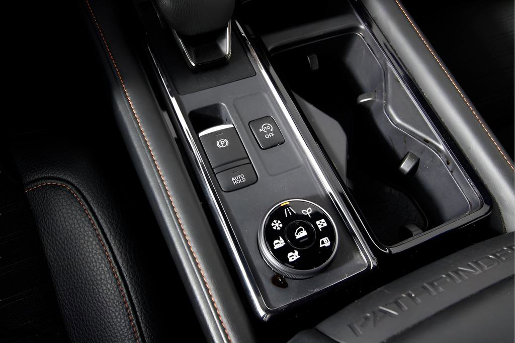 Used 2024 Nissan Pathfinder Rock Creek image 28