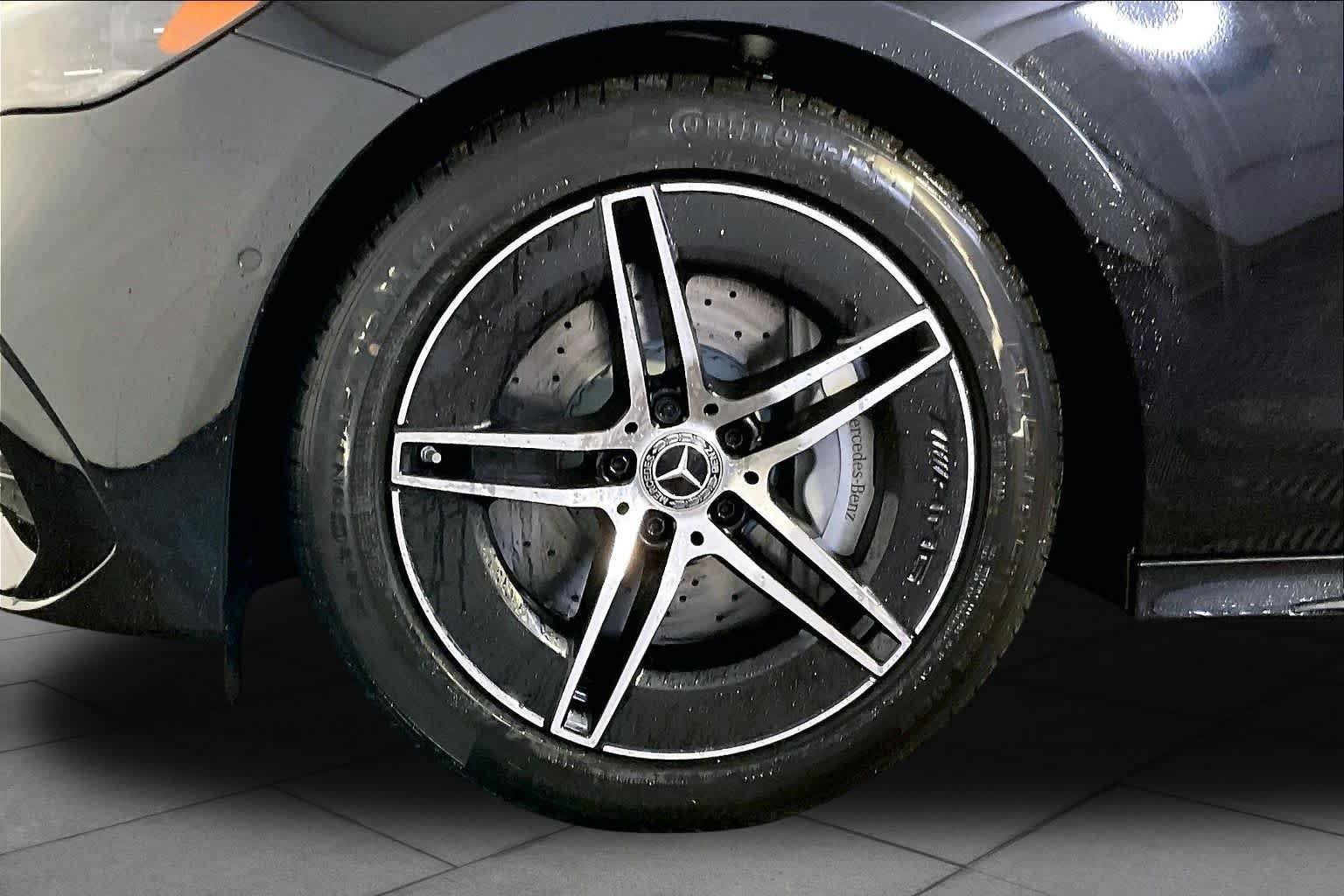 New 2027 Mercedes-Benz E 450 4MATIC Sedan image 17