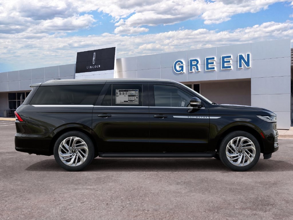 New 2027 Lincoln Navigator L Premier AWD/4WD image 6