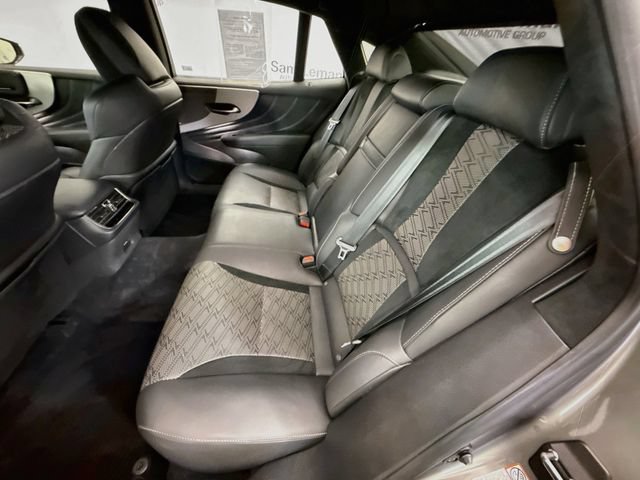 Used 2023 Lexus LS 500 F Sport AWD/4WD image 27