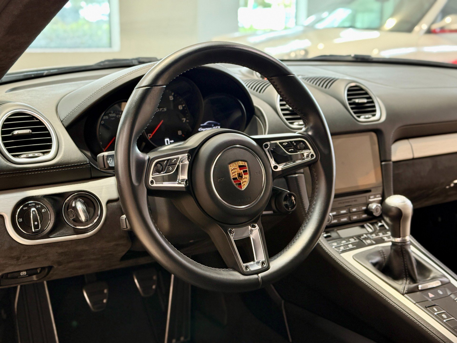 Used 2018 Porsche 718 Cayman GTS image 22