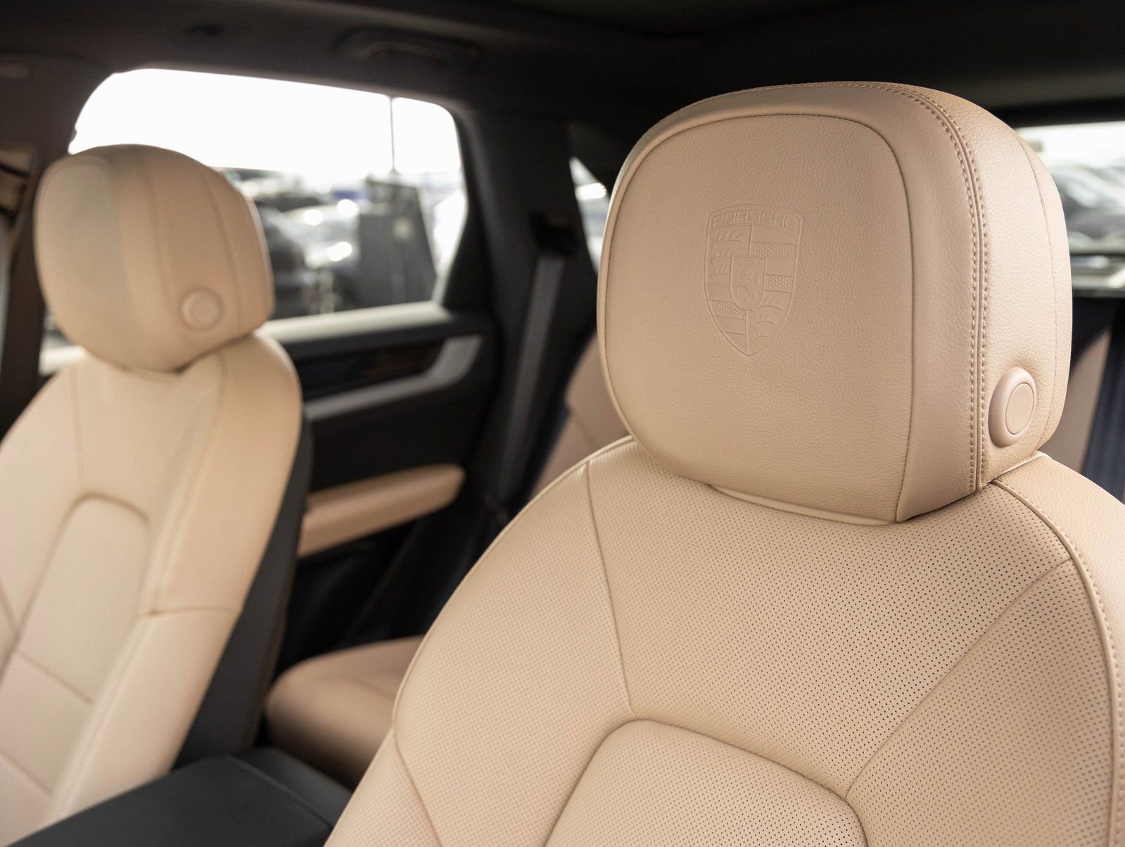 Certified 2026 Porsche Cayenne image 24