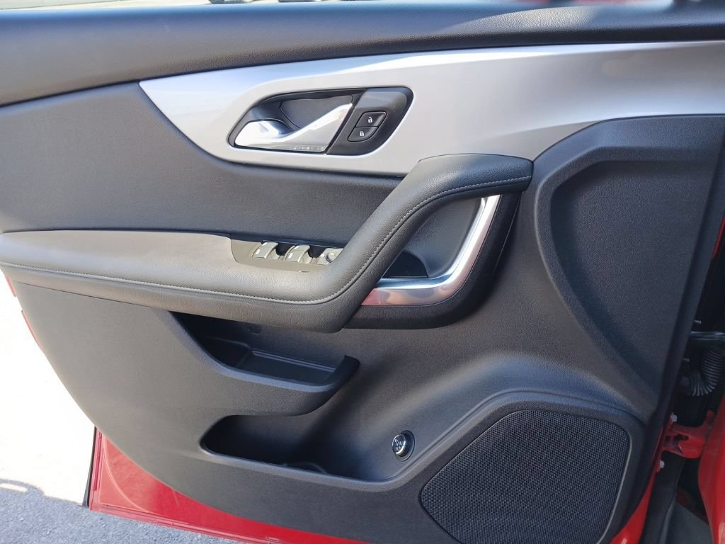Used 2019 Chevrolet Blazer LT AWD/4WD image 25