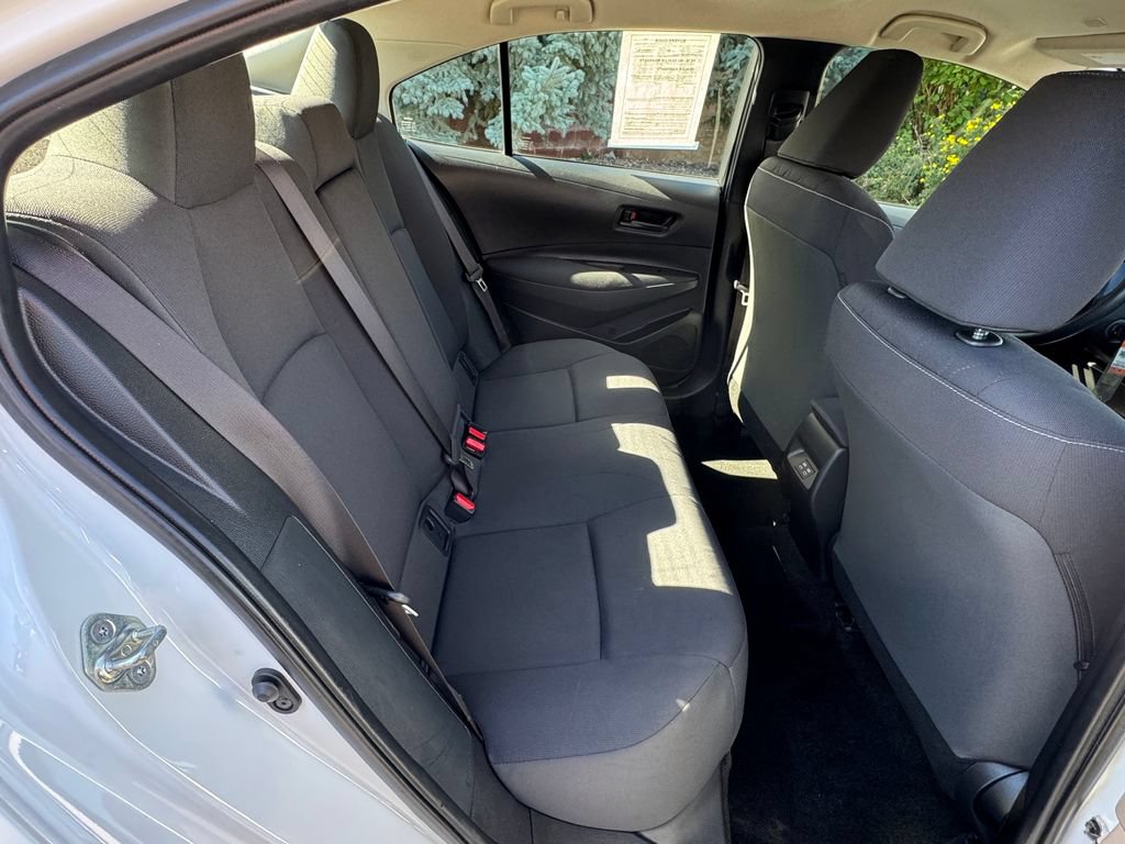 Used 2023 Toyota Corolla LE FWD image 33