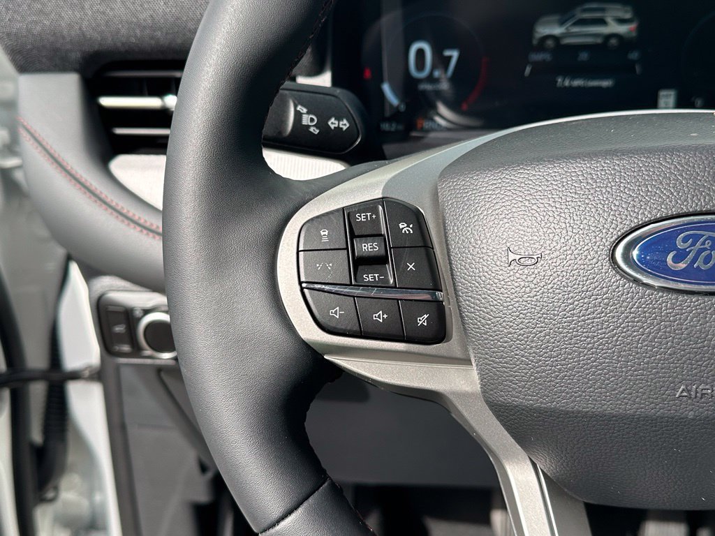 New 2026 Ford Explorer Active AWD/4WD image 9