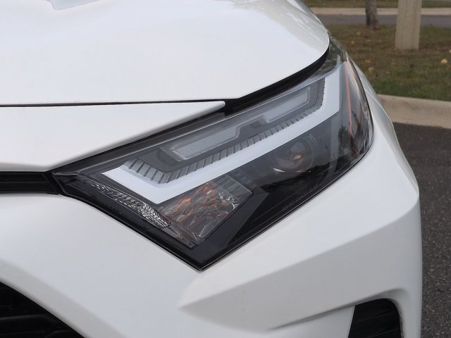 Used 2024 Toyota RAV4 XLE AWD/4WD image 10