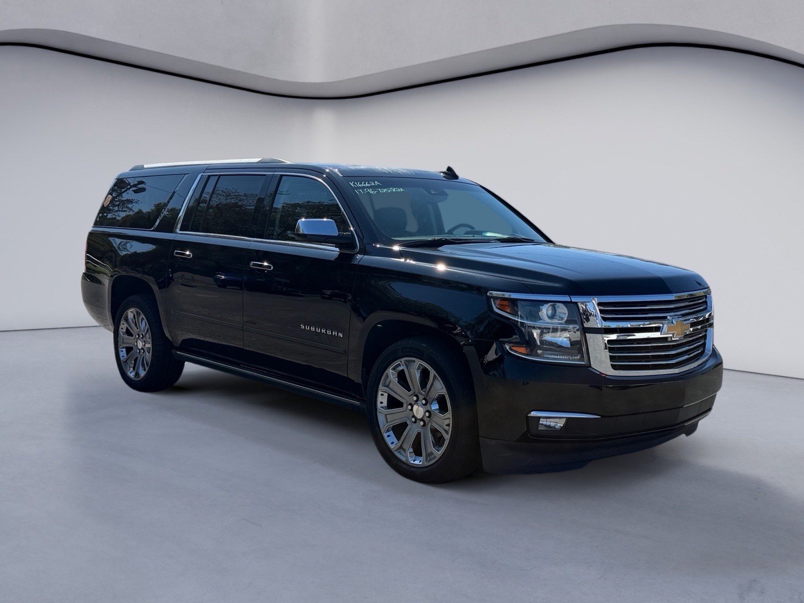 Used 2017 Chevrolet Suburban Premier AWD/4WD image 7
