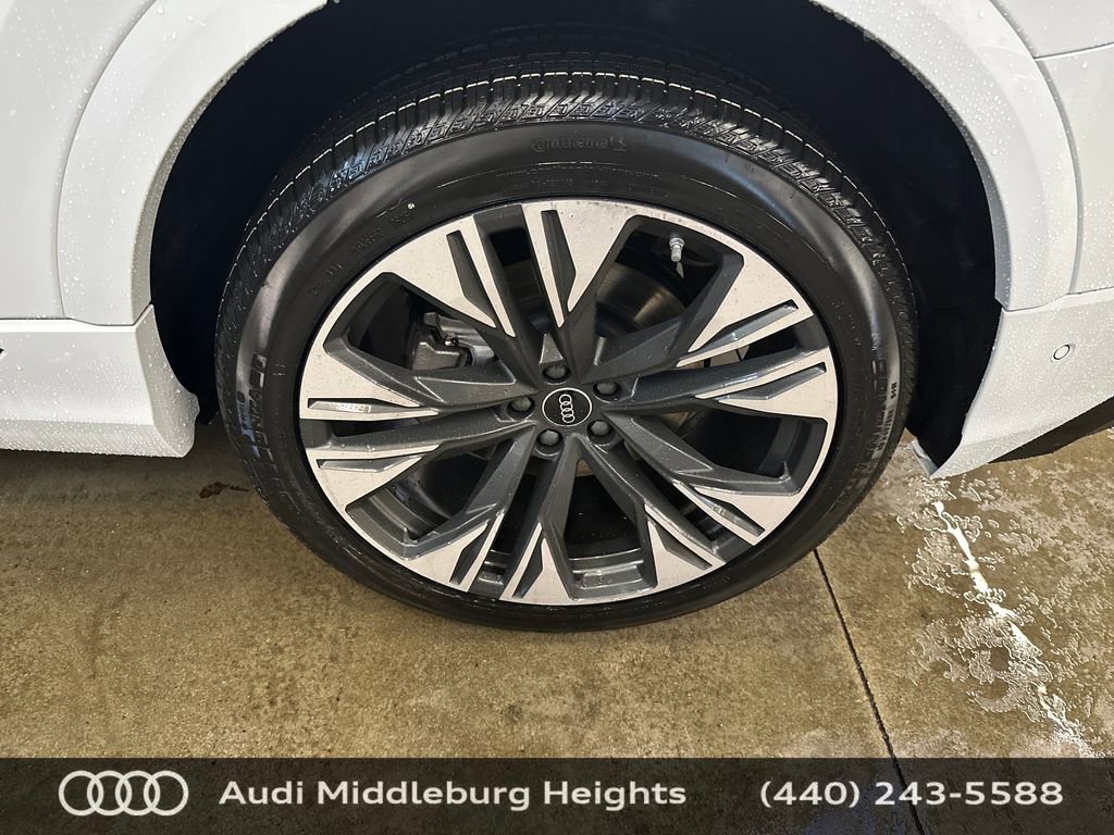 New 2026 Audi Q8 Premium Plus image 30