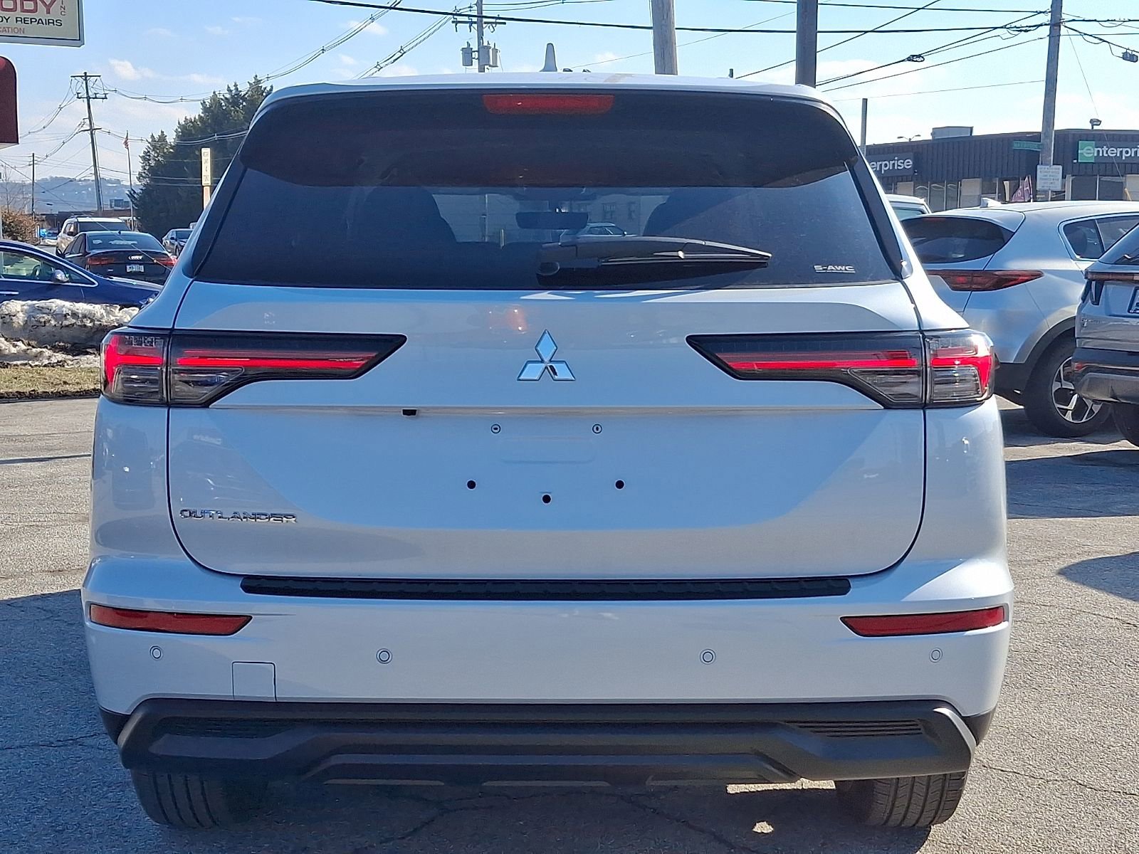 New 2026 Mitsubishi Outlander ES AWD/4WD image 6