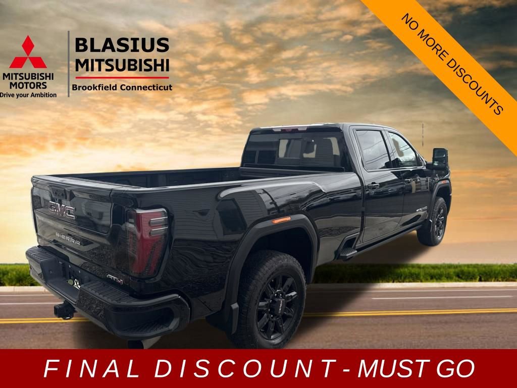Used 2025 GMC Sierra 2500 AT4 w/ AT4 Premium Plus Package image 9
