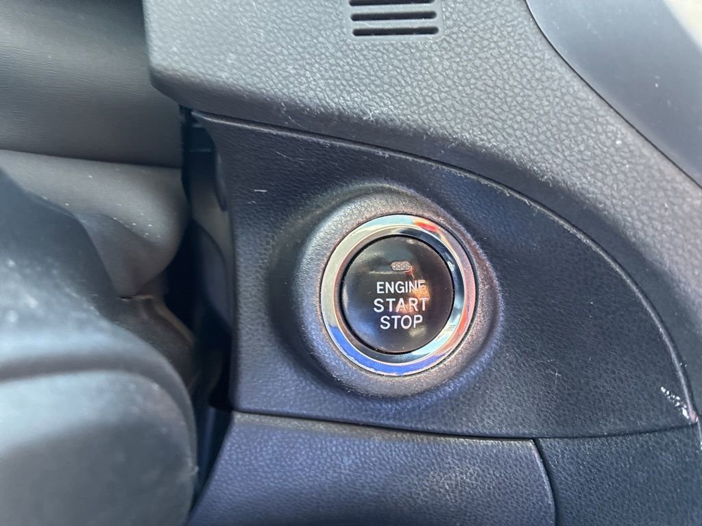 Used 2019 Subaru Ascent Limited image 14