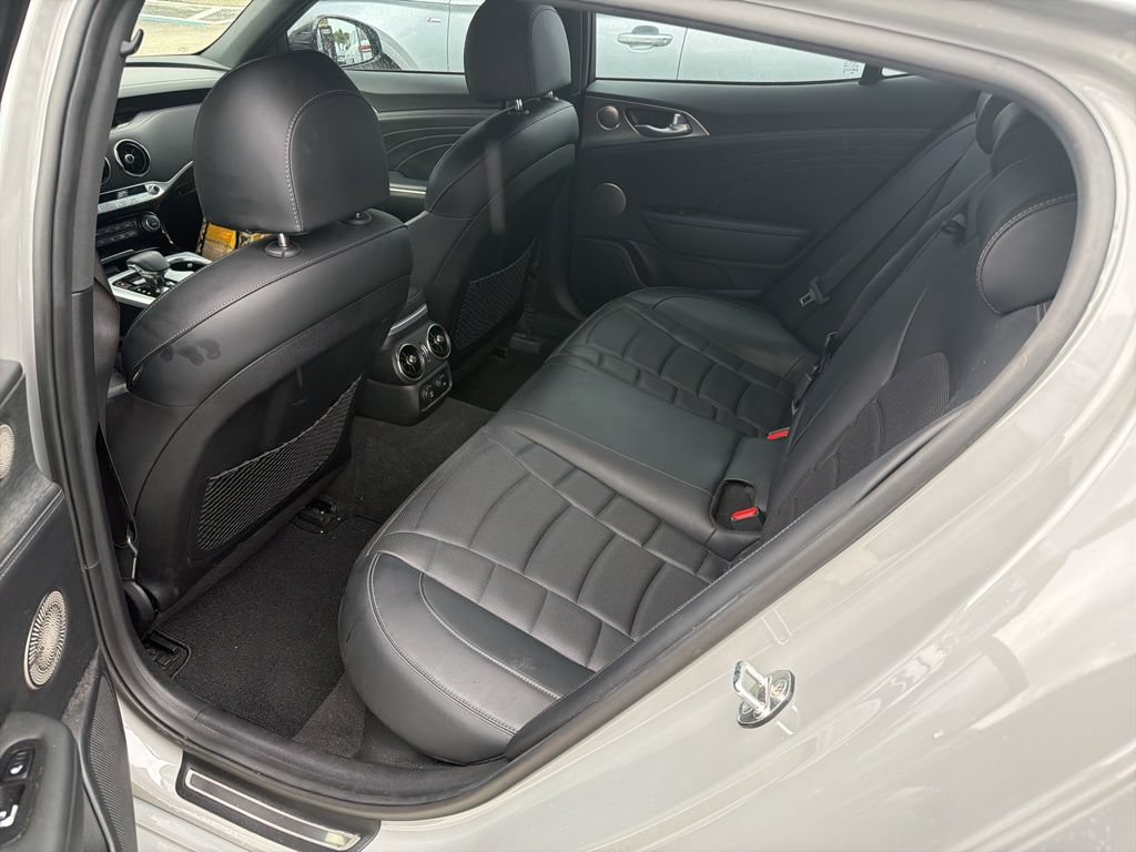 Used 2022 Kia Stinger GT2 AWD/4WD image 7