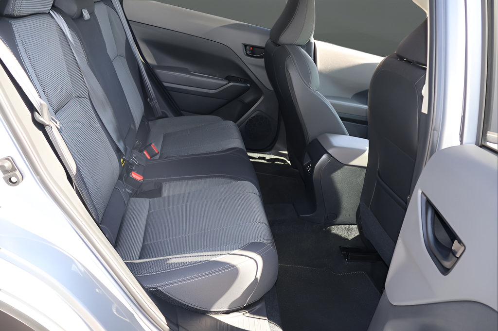 Certified 2024 Subaru Crosstrek 2.0i Premium w/ Crosstrek Mirror Package AWD/4WD image 18