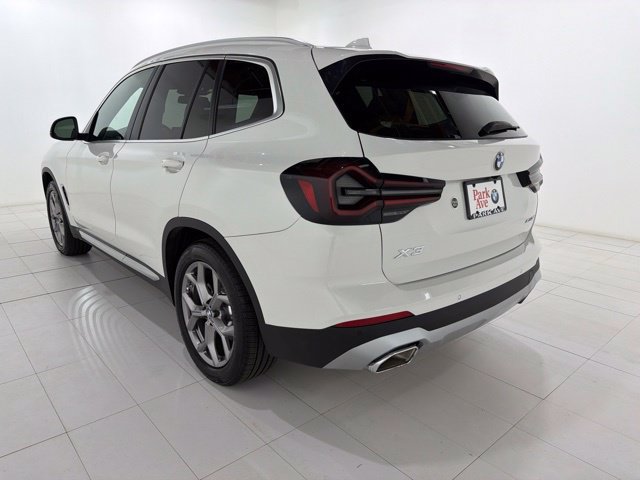 Used 2022 BMW X3 xDrive30i w/ Premium Package 2 AWD/4WD image 3