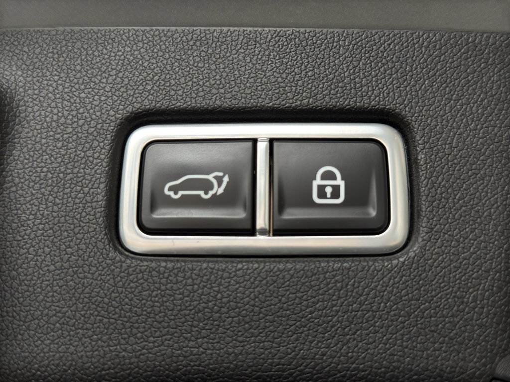 Used 2022 Kia Sorento SX image 24