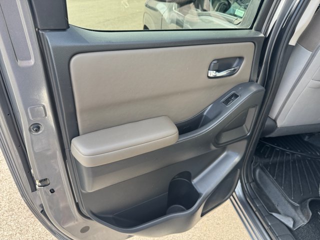 Used 2022 Nissan Frontier SV w/ Technology Package AWD/4WD image 22