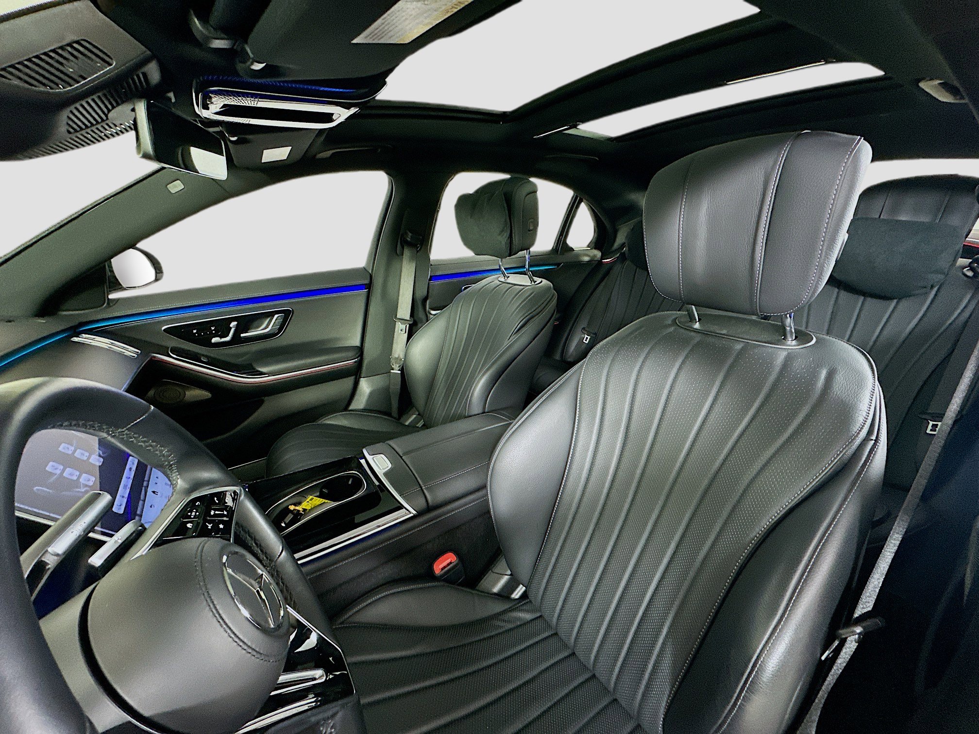 Certified 2022 Mercedes-Benz S 500 4MATIC w/ AMG Line Package image 26