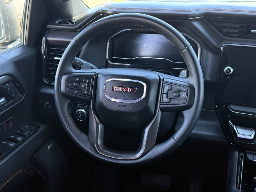 Used 2024 GMC Sierra 1500 Denali w/ Technology Package AWD/4WD image 18